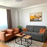 Moon Loft Next To East Gate Mall Free Parking * Escópia