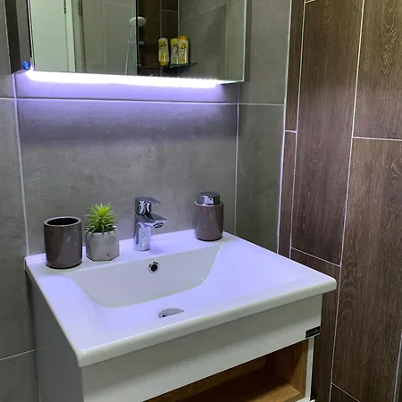 아파트 Moon Loft Next To East Gate Mall Free Parking