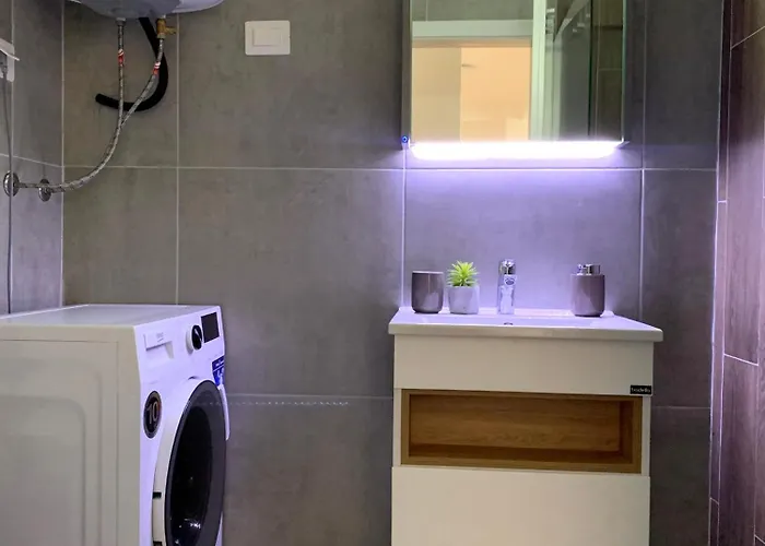 Moon Loft Next To East Gate Mall Free Parking * 스코페