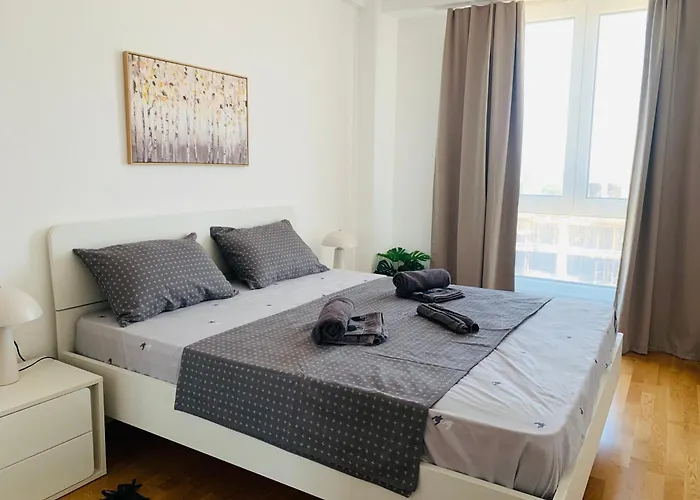 Moon Loft Next To East Gate Mall * Skopje